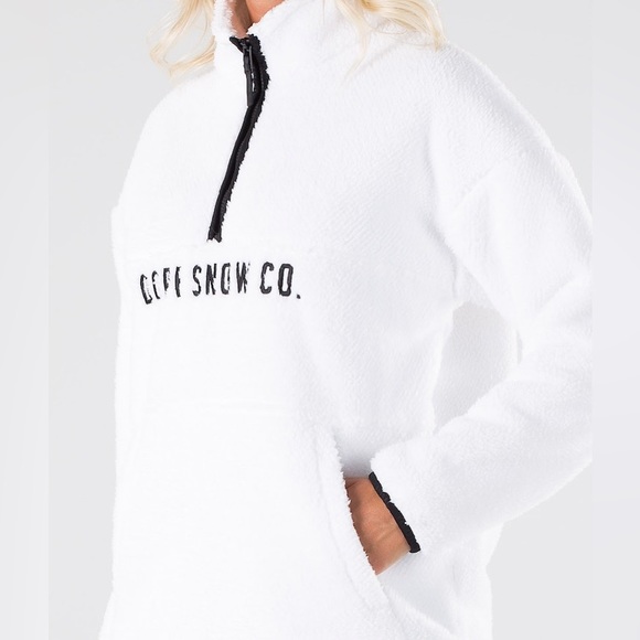 DOPE SNOW Pile W Fleece Sweater In White - Picture 4 of 9